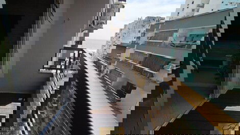 One-bedroom apartment for rent, one block from the beach, Balneario Camboriu city center.