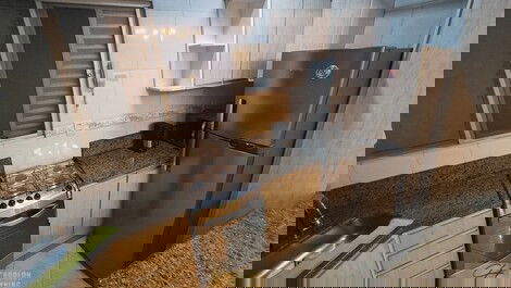 One-bedroom apartment for rent, one block from the beach, Balneario Camboriu city center.