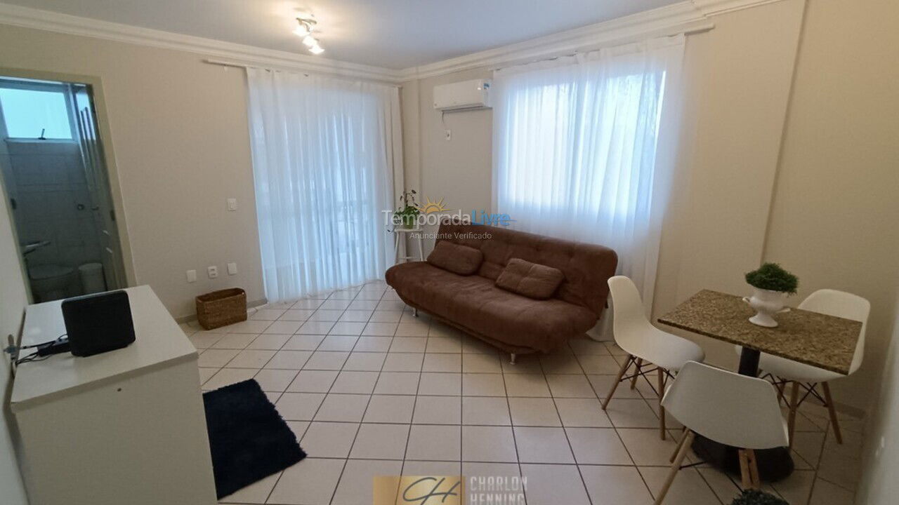 Apartamento para aluguel de temporada em Balneário Camboriú (Centro)