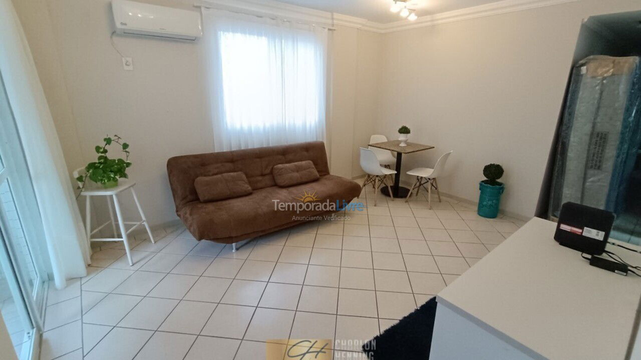 Apartamento para aluguel de temporada em Balneário Camboriú (Centro)