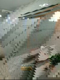 3 Dormitorios com churrasqueira quadra mar