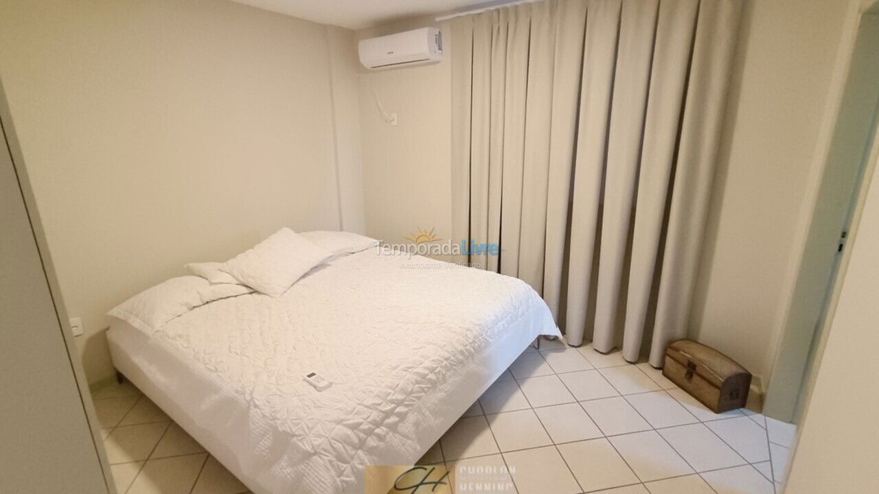 Apartamento para aluguel de temporada em Balneário Camboriú (Centro)