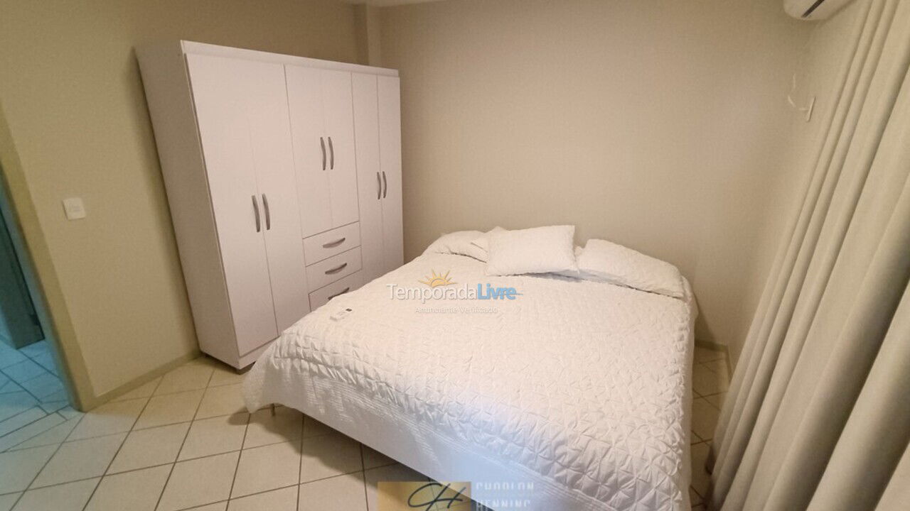 Apartamento para aluguel de temporada em Balneário Camboriú (Centro)