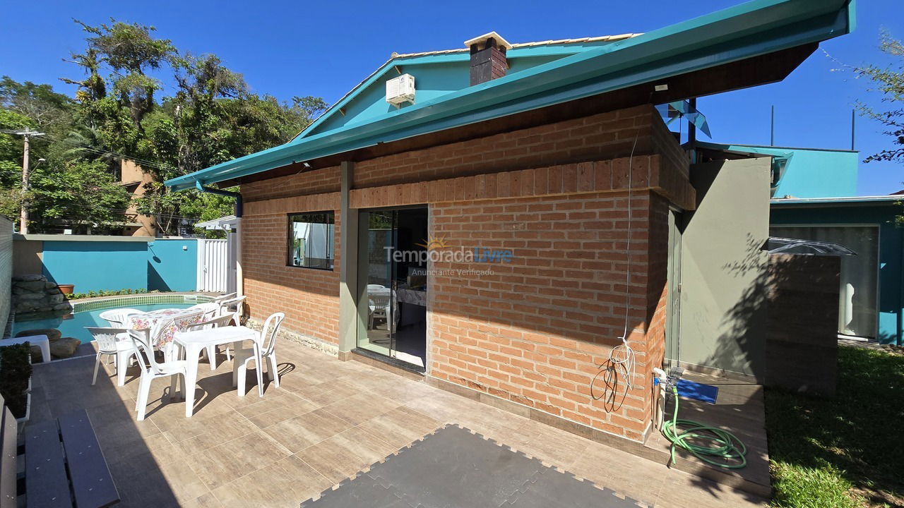 Casa para aluguel de temporada em Ubatuba (Praia do Tenório)