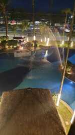 Apartamento com 2 dormitórios no Condomínio Grand Bali Resort