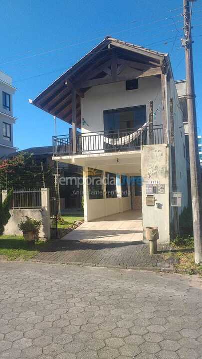 House for vacation rental in Barra Velha (Praia do Tabuleiro)