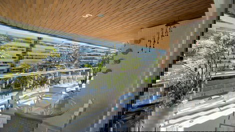 Apartamento em Riviera próximo a praia