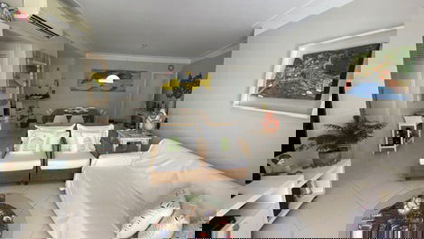 Apartamento em Riviera próximo a praia