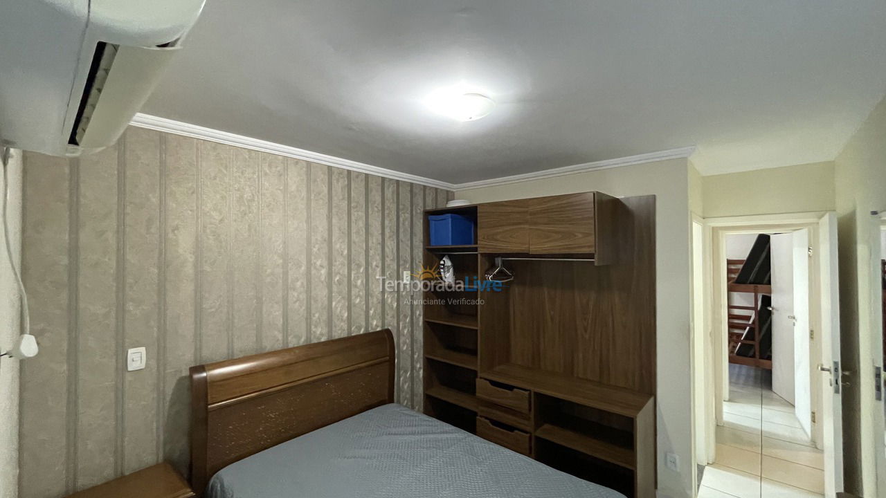 Apartment for vacation rental in Ubatuba (Praia Grande)