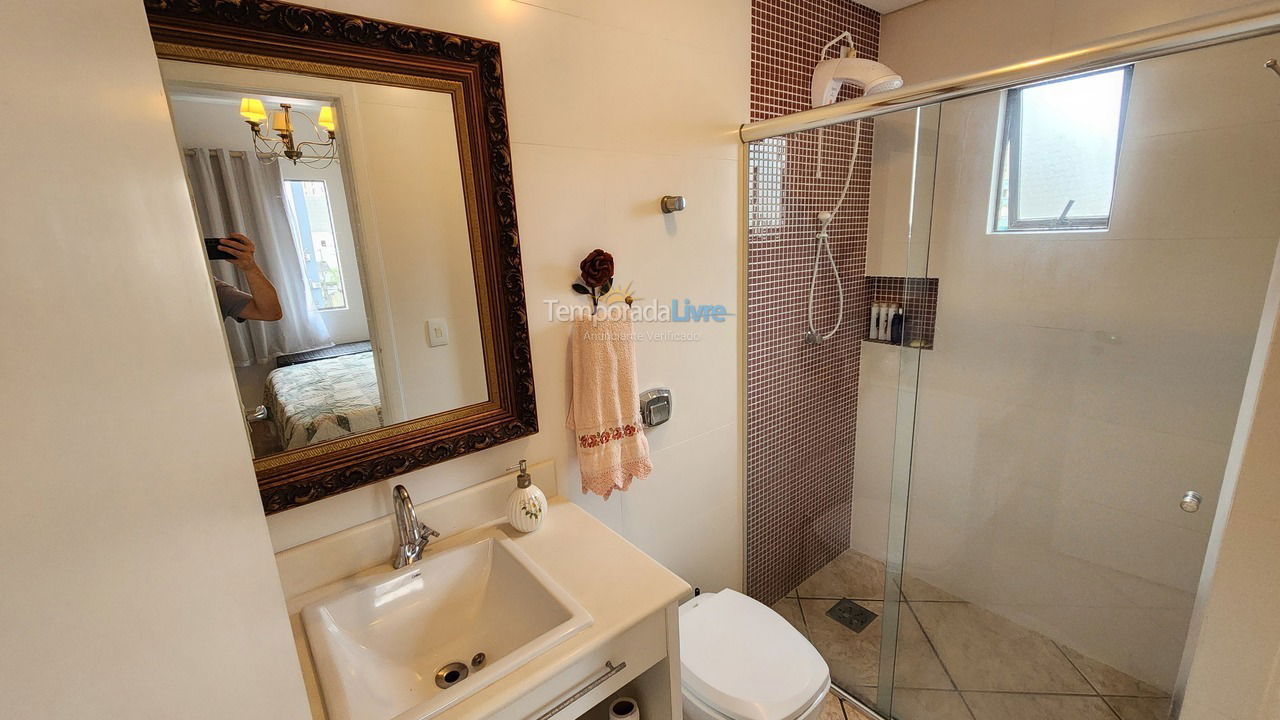 Apartment for vacation rental in Itapema (Meia Praia)