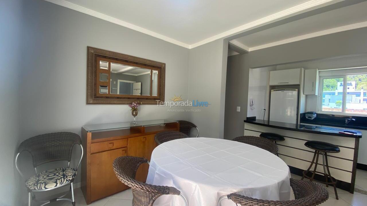 Apartment for vacation rental in Bombinhas (Praia de Bombas)