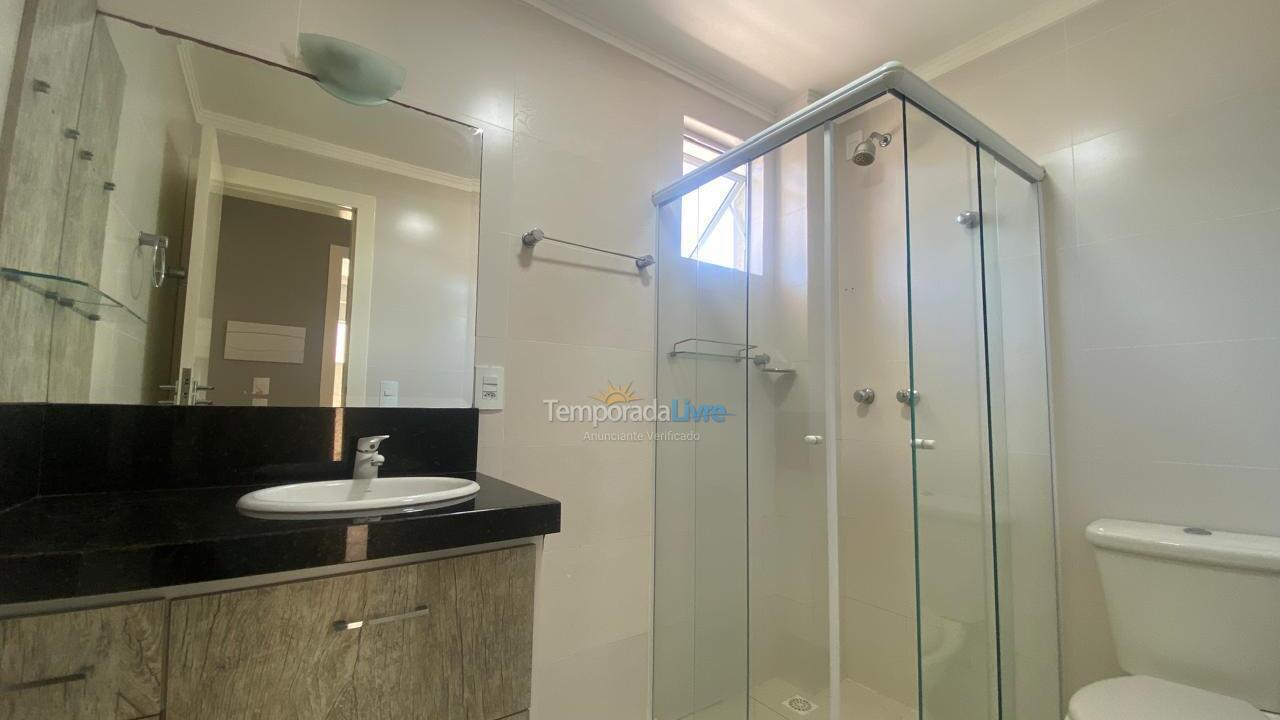 Apartment for vacation rental in Bombinhas (Praia de Bombas)