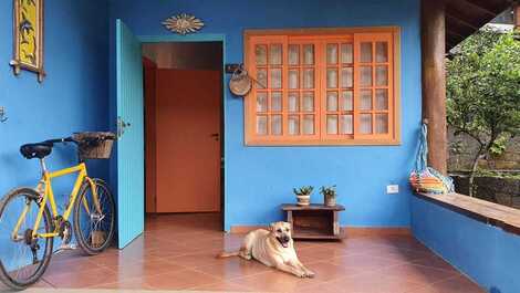 Playa y campo en la encantadora casita azul 🏡💙 – Ubatuba, en completa paz