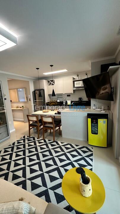 Apartment for vacation rental in Governador Celso Ramos (Praia de Palmas)