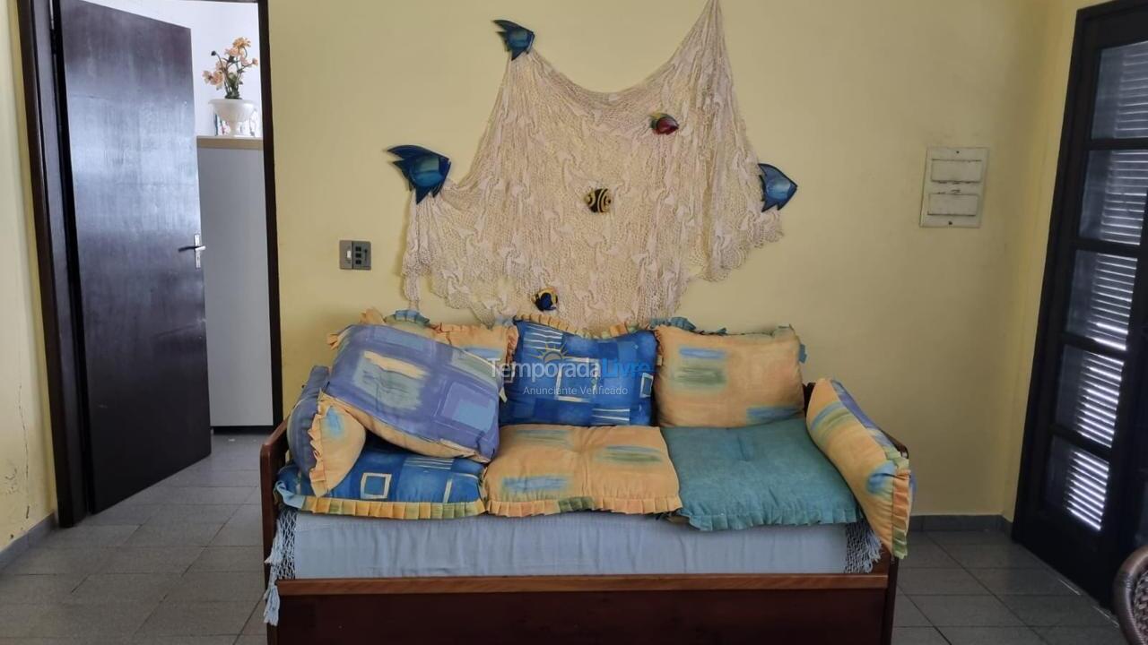 Casa para aluguel de temporada em Caraguatatuba (Massaguaçu)