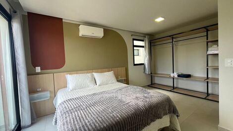 Casa em Condomínio para Aluguel de Temporada na Praia do Rosa