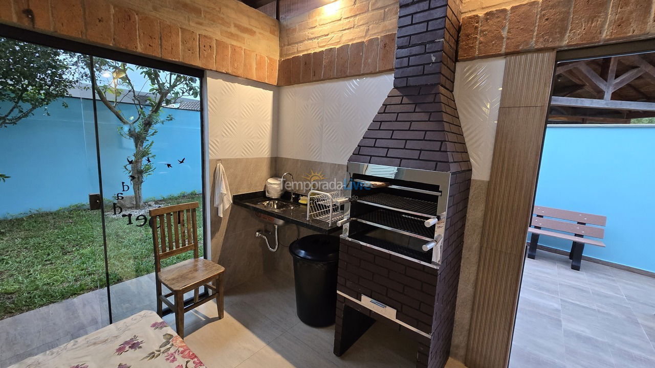 Casa para aluguel de temporada em Ubatuba (Praia do Tenório)