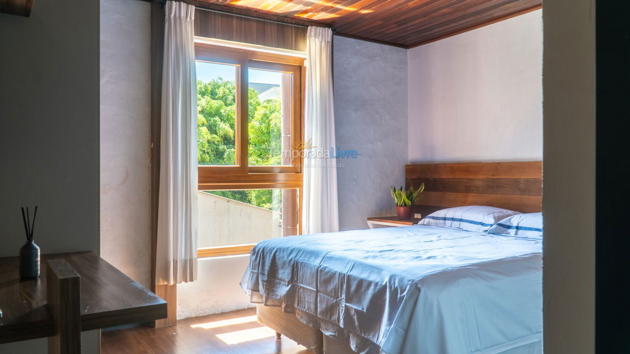 House for vacation rental in Florianopolis (Canasvieiras)