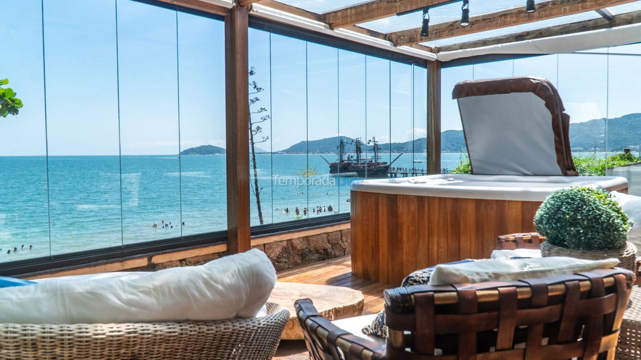 House for vacation rental in Florianopolis (Canasvieiras)