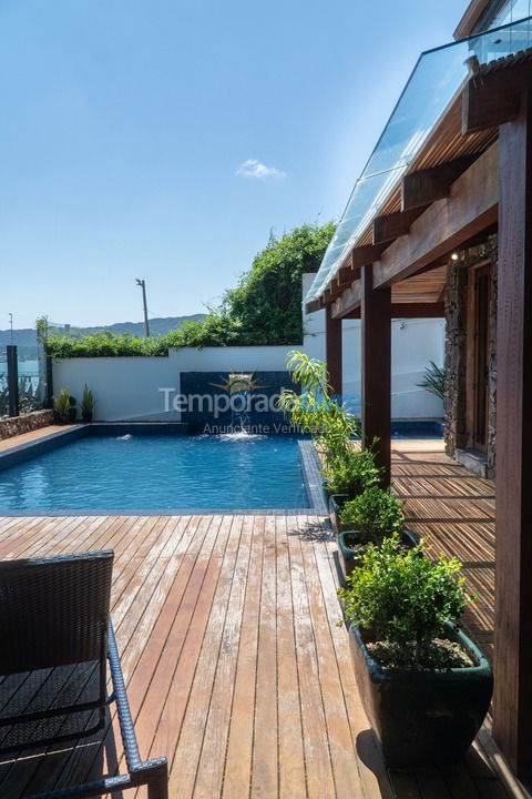 House for vacation rental in Florianopolis (Canasvieiras)