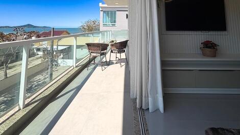 Cobertura duplex 30 metros da praia