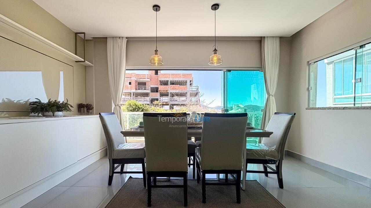 Apartamento para aluguel de temporada em Bombinhas (Canto Grande)