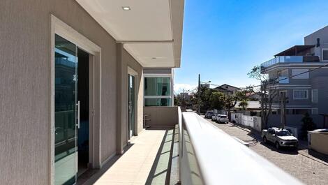 Cobertura duplex 30 metros da praia