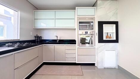 Cobertura duplex 30 metros da praia