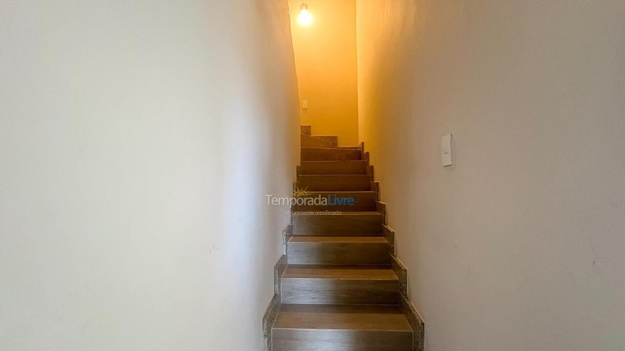 Apartamento para aluguel de temporada em Bombinhas (Canto Grande)