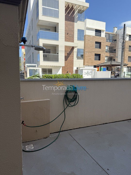 Apartment for vacation rental in Governador Celso Ramos (Praia de Palmas)