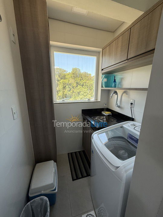 Apartamento para aluguel de temporada em Governador Celso Ramos (Praia de Palmas)