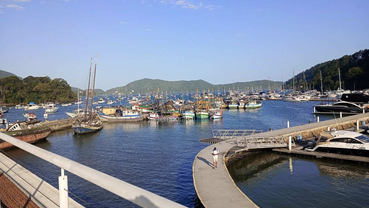 Casa para aluguel de temporada em Ubatuba (Saco da Ribeira)