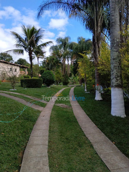 Granja para alquiler de vacaciones em Juiz de Fora (Cachoeira)