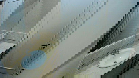 House in Jurere Internacional with pool, 4 blocks from the beach.