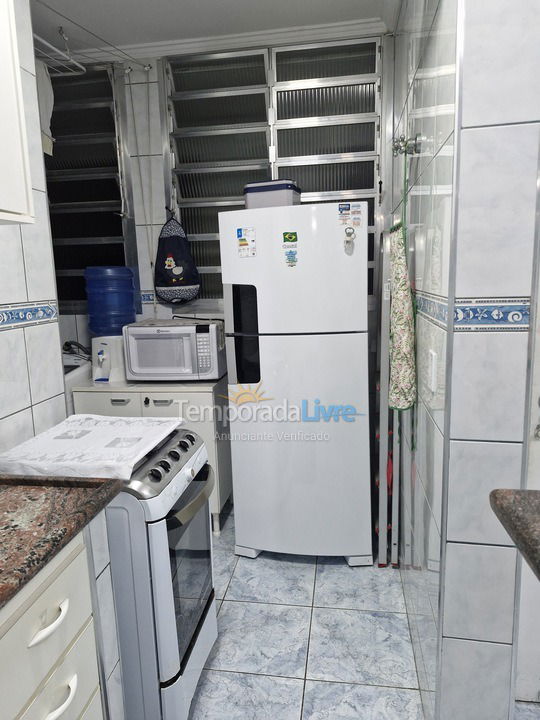 Apartamento para aluguel de temporada em Guarujá (Pitangueiras)