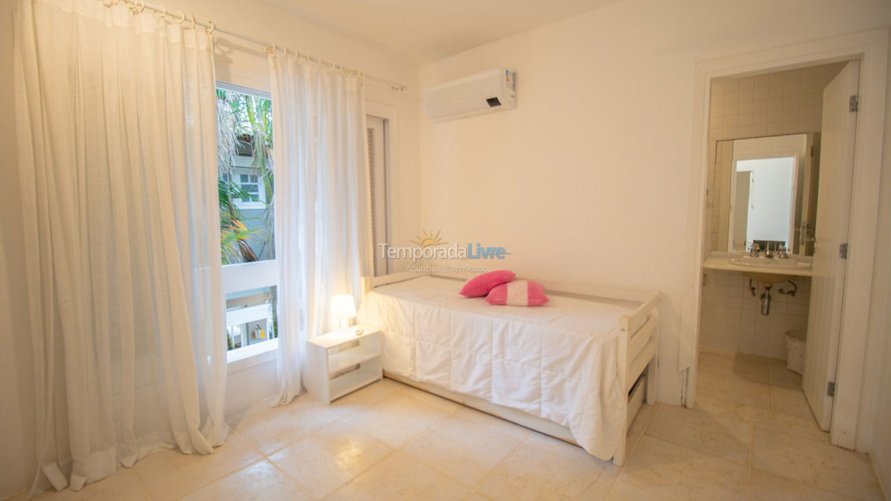 Casa para alquiler de vacaciones em São Sebastião (Juquehy)