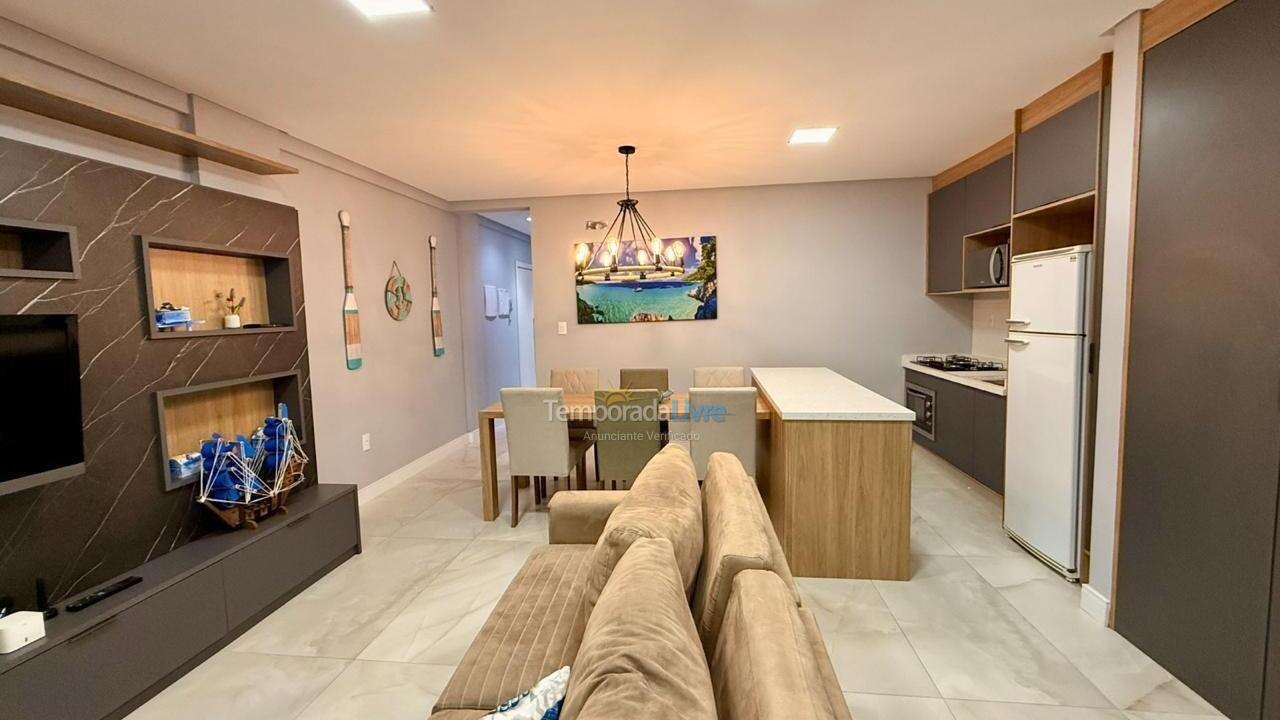 Apartamento para aluguel de temporada em Bombinhas (Praia de Bombas)