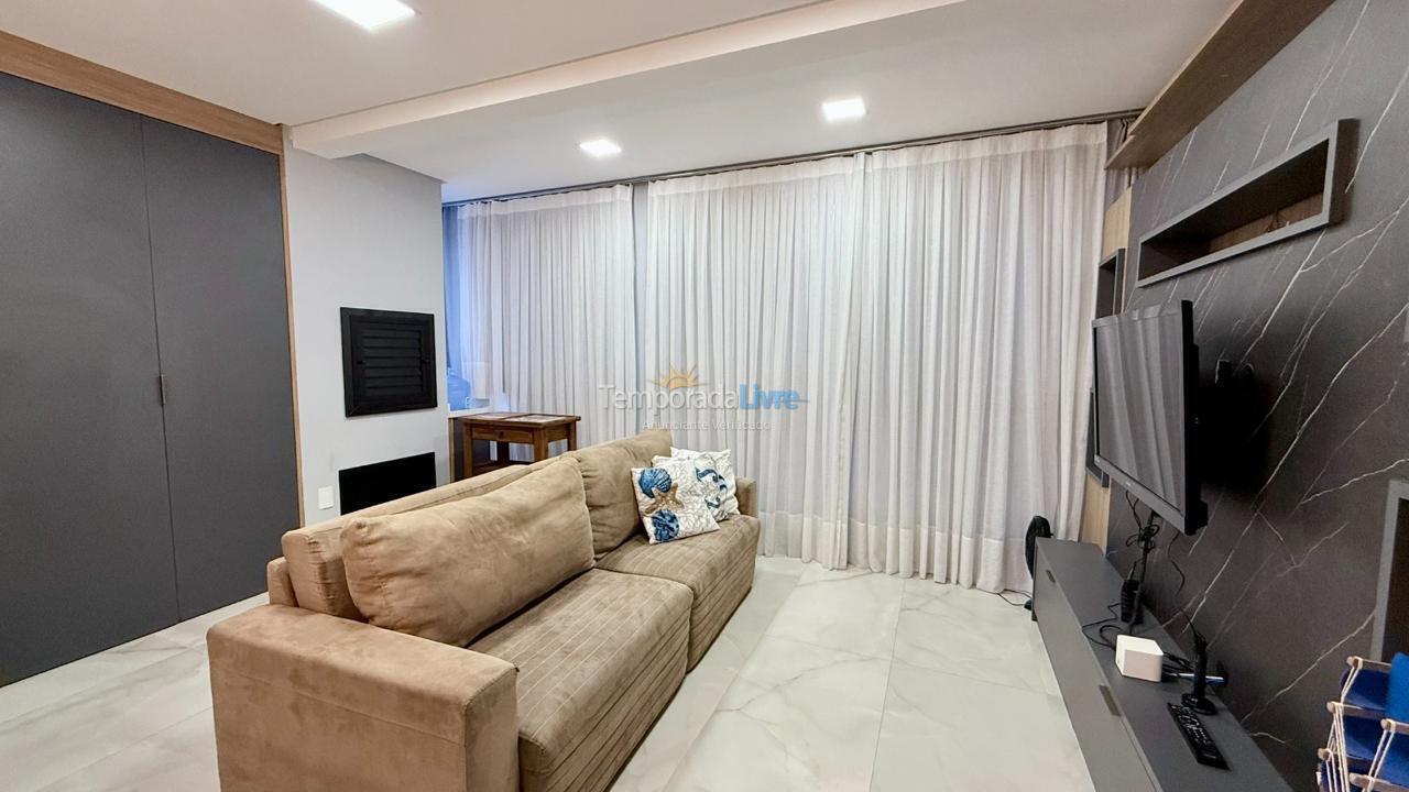 Apartamento para aluguel de temporada em Bombinhas (Praia de Bombas)