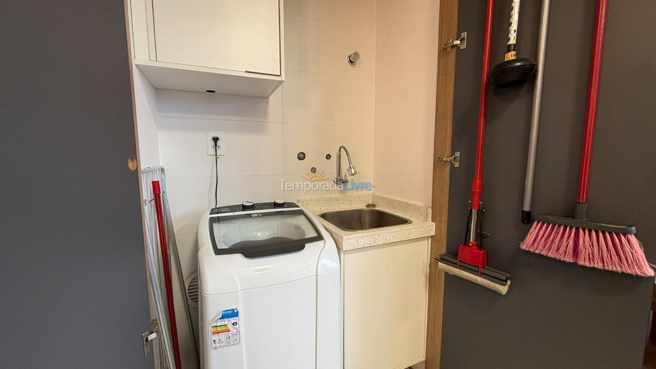 Apartamento para aluguel de temporada em Bombinhas (Praia de Bombas)