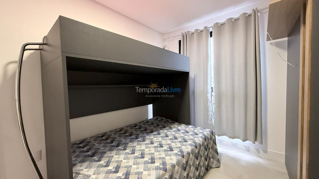 Apartamento para aluguel de temporada em Bombinhas (Praia de Bombas)