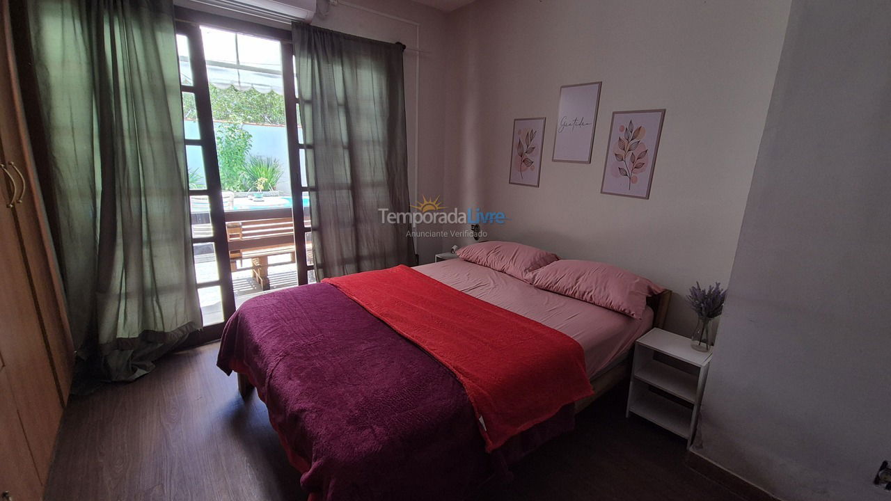 Casa para aluguel de temporada em Balneário Camboriú (Centro)