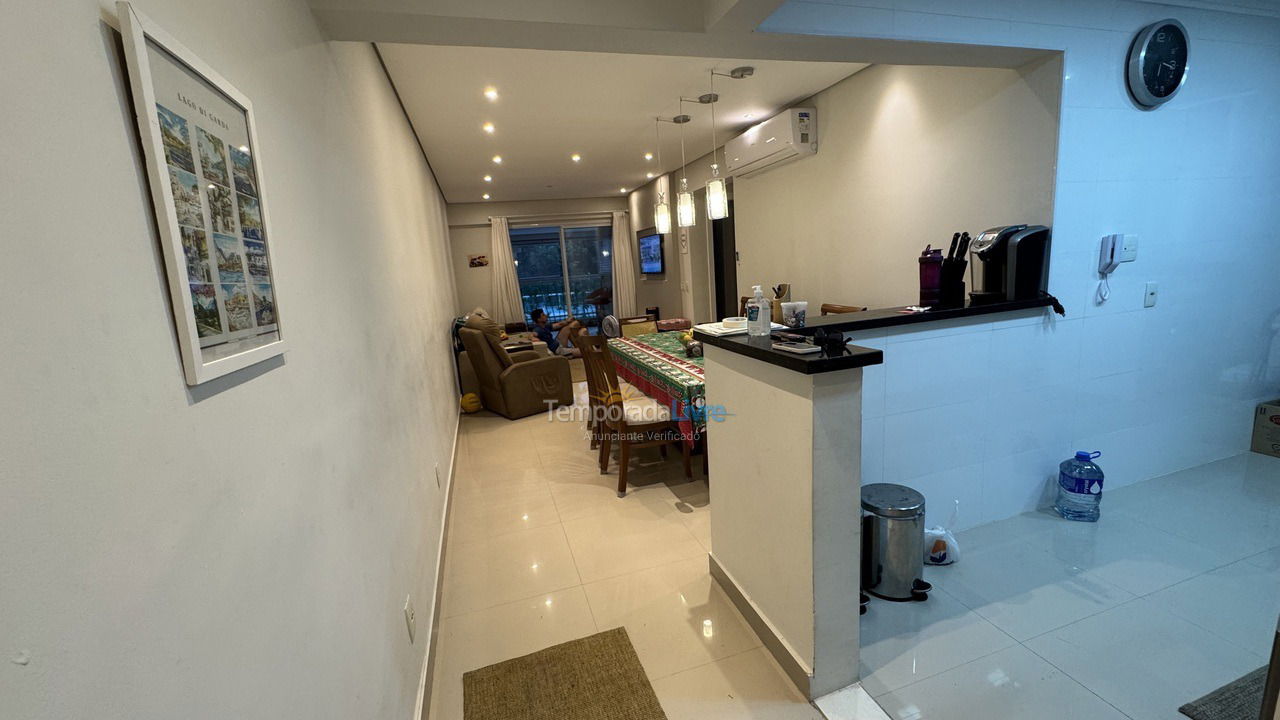 Apartamento para aluguel de temporada em Guarujá (Astúrias)