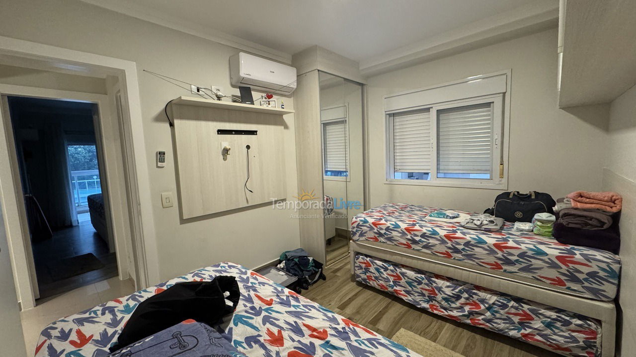 Apartamento para aluguel de temporada em Guarujá (Astúrias)