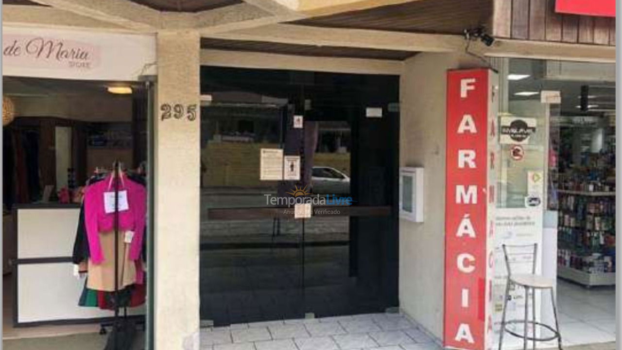 Apartamento para aluguel de temporada em Itapema (Canto da Praia)