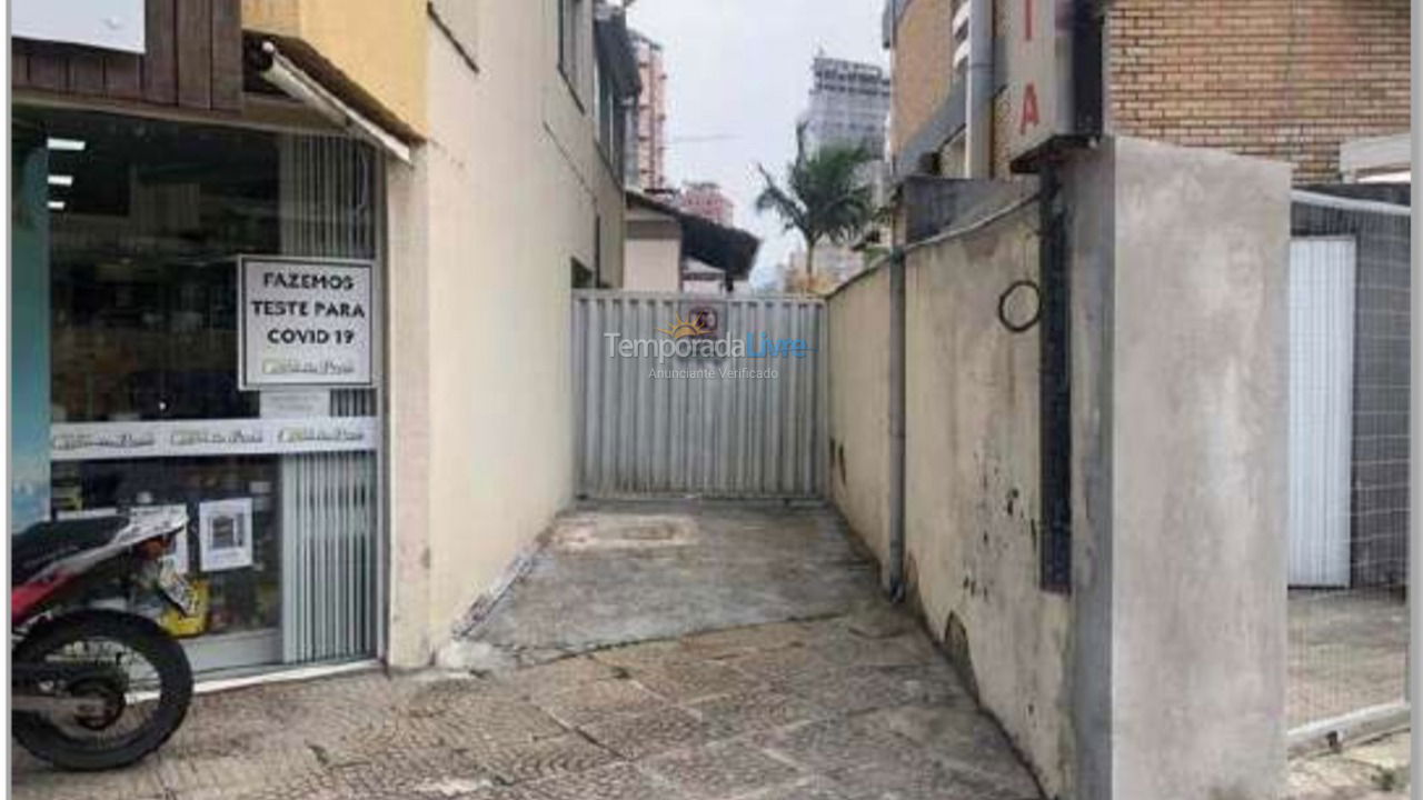 Apartamento para aluguel de temporada em Itapema (Canto da Praia)