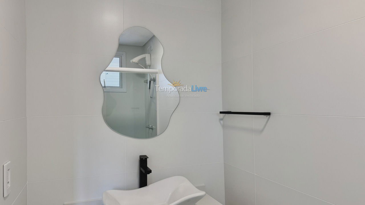 Apartment for vacation rental in Bombinhas (Praia de Bombas)