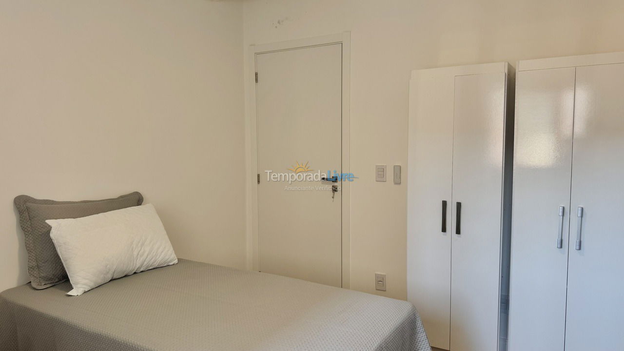 Apartment for vacation rental in Bombinhas (Praia de Bombas)