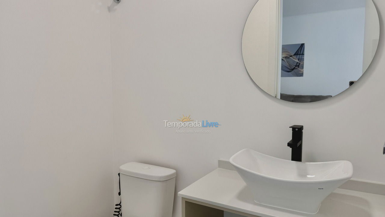 Apartment for vacation rental in Bombinhas (Praia de Bombas)