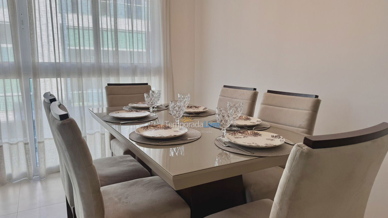 Apartment for vacation rental in Bombinhas (Praia de Bombas)