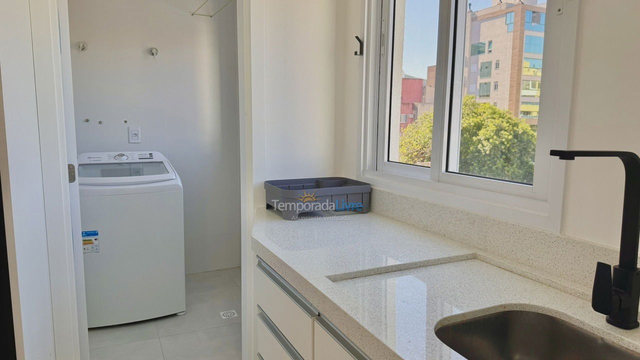 Apartment for vacation rental in Bombinhas (Praia de Bombas)